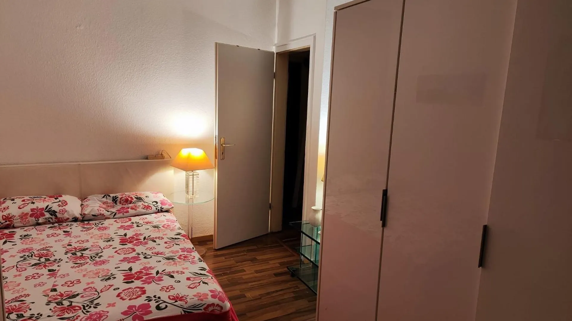 Homestay Altstadt Zimmer Dusseldorf Germany