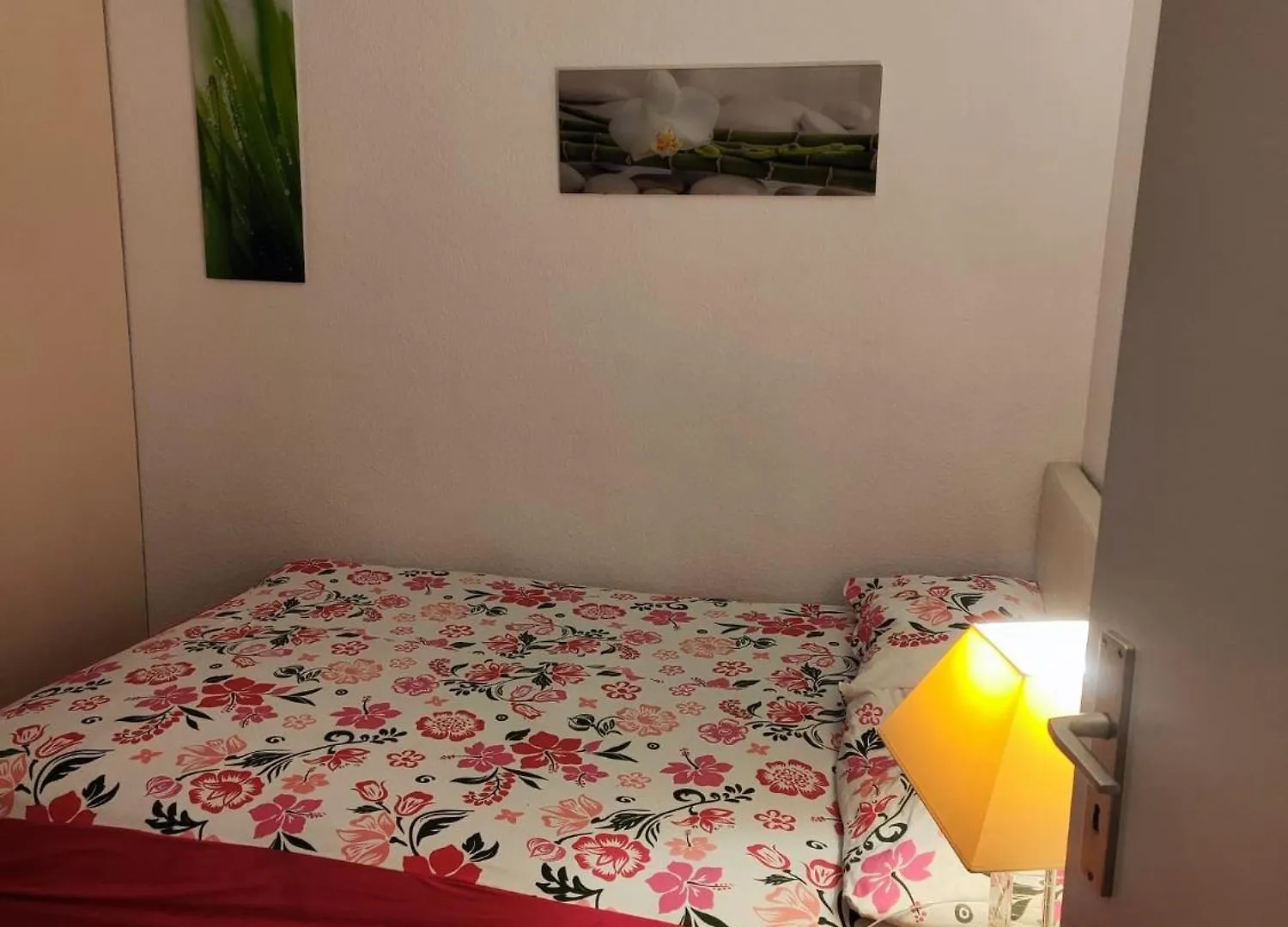 Altstadt Zimmer contacts